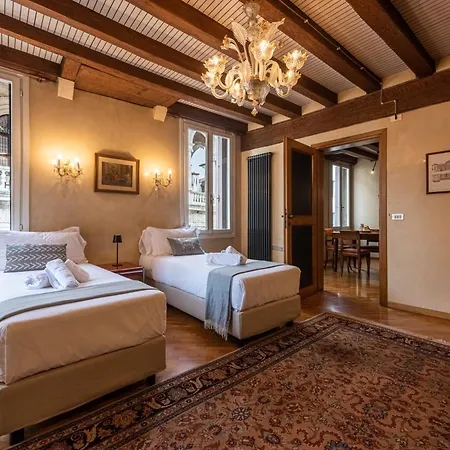 Il Palazzo Della Basilica