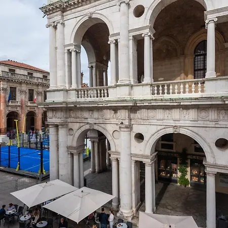 Il Palazzo Della Basilica ヴィチェンツァ
