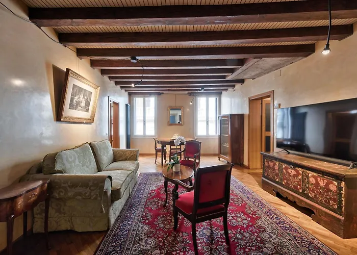 Il Palazzo Della Basilica * Vicenza